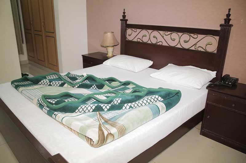Butt Lodges 4 Islamabad Buitenkant foto